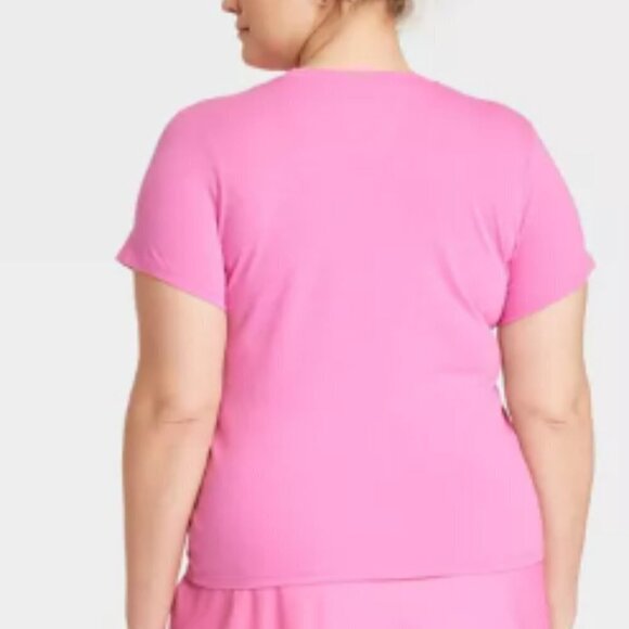 NWT Women's Short Sleeve T-Shirt - A New Day - Picture 2 of 2